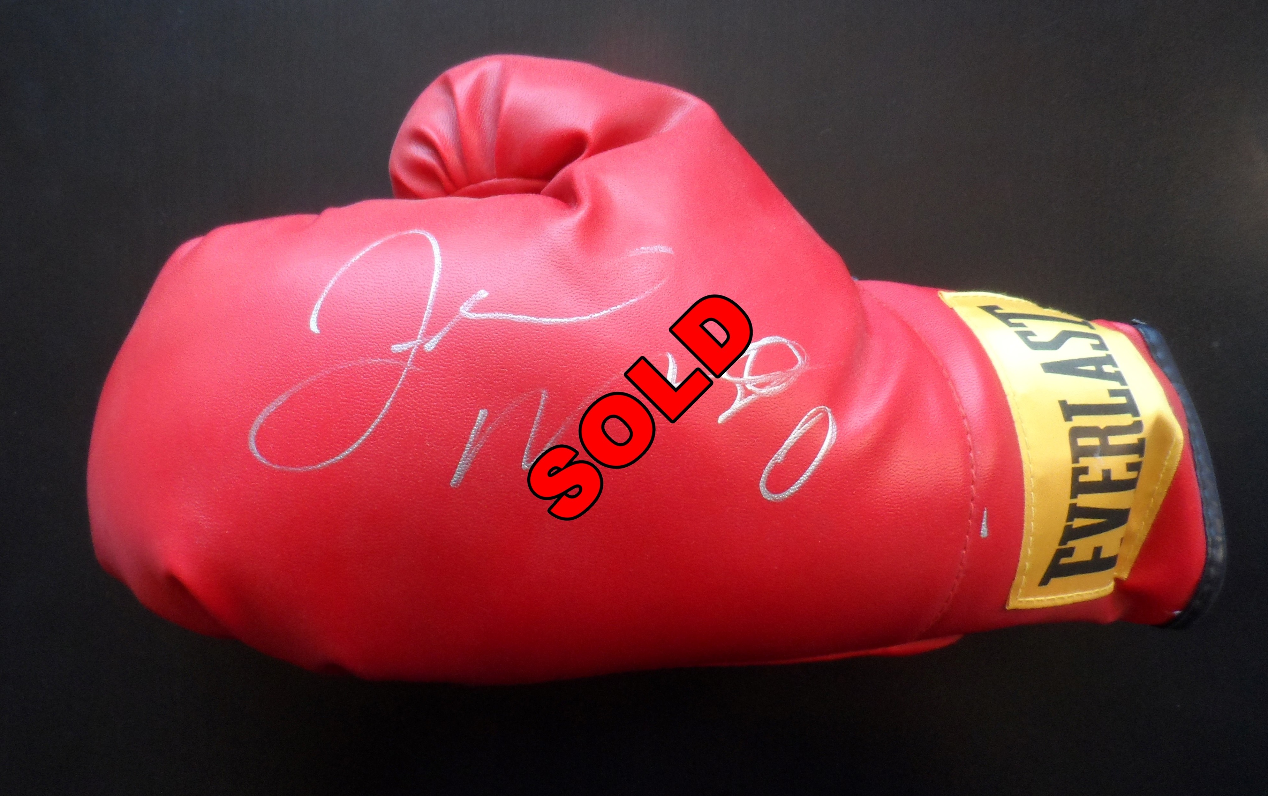 Floyd Mayweather Jr. signed boxing glove